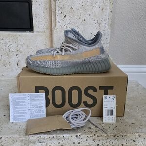 Adidas Yeezy Boost 350 V2 Sneakers